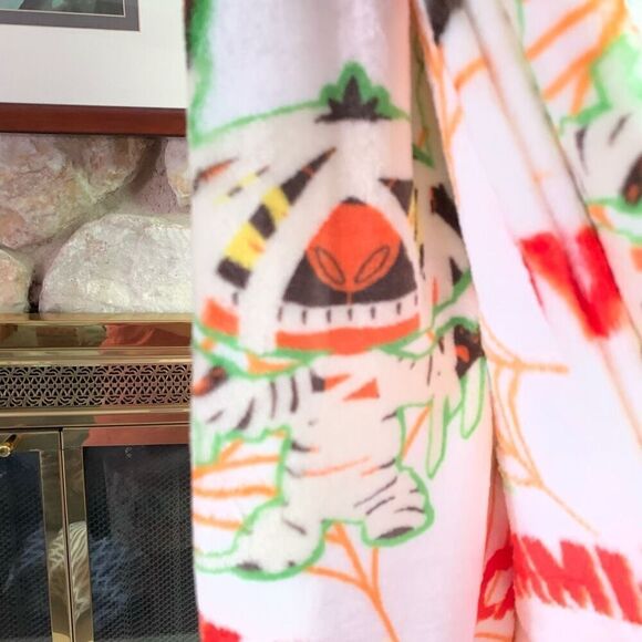 Stitch “Gimme Candy” Halloween throw plush blanket - Picture 8 of 10